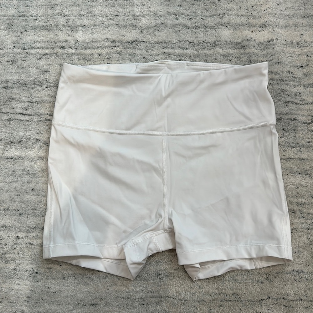 ATHLETA 3” Short White S